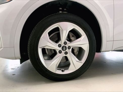 Used 2022 Audi Q5 2.0T Premium Plus image 8