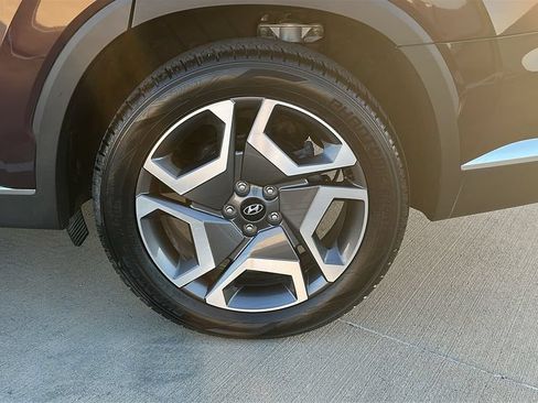 Used 2024 Hyundai Palisade Limited FWD image 18