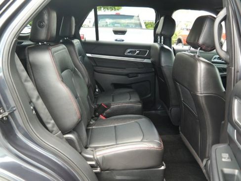 Used 2017 Ford Explorer Sport w/ Equipment Group 401A AWD/4WD image 30