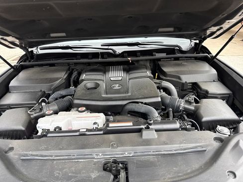 Used 2025 Lexus LX 600 4WD w/ Appearance Package image 35