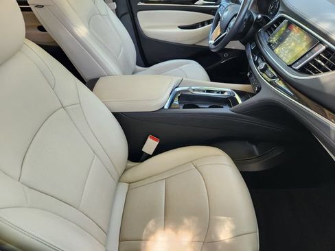 Used 2023 Buick Enclave Premium FWD image 15