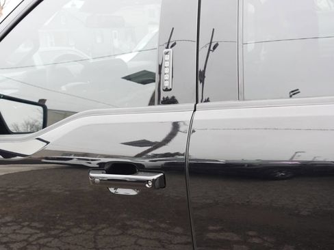 Used 2024 Ford F150 Lariat image 16