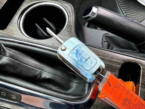 Used 2015 Chevrolet Malibu LT w/ Power Convenience Package FWD image 11