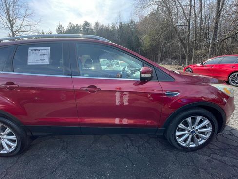 Used 2017 Ford Escape Titanium image 11