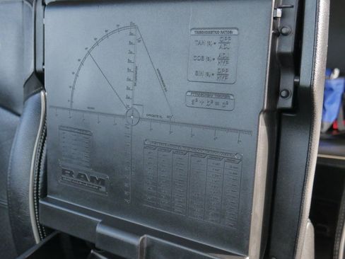 Used 2022 RAM 3500 Laramie image 33