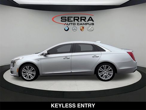 Used 2019 Cadillac XTS Luxury image 16