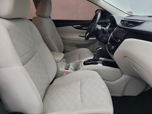 Used 2019 Nissan Rogue Sport SV w/ All-Weather Package image 21