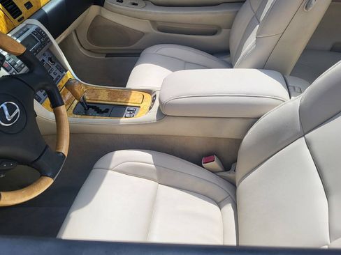 Used 2004 Lexus SC 430 Convertible RWD image 14