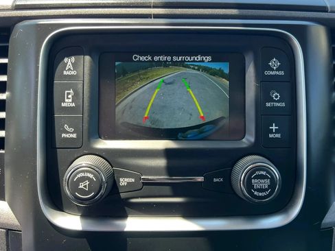 Used 2016 RAM 1500 Express AWD/4WD image 23