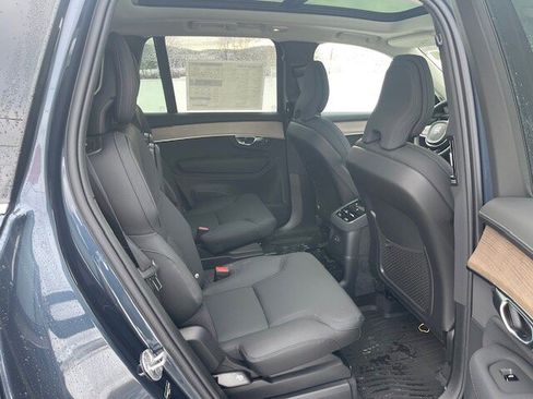 New 2026 Volvo XC90 T8 Plus w/ Protection Package Premier AWD/4WD image 5