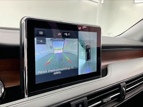 Used 2022 Lincoln Corsair Reserve w/ Equipment Group 201A image 21