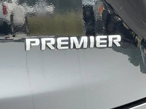 Used 2023 Chevrolet Blazer Premier w/ Enhanced Convenience Package AWD/4WD image 9