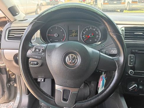 Used 2014 Volkswagen Jetta TDI FWD image 10