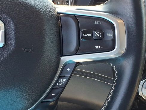 Used 2022 RAM 1500 Limited AWD/4WD image 10