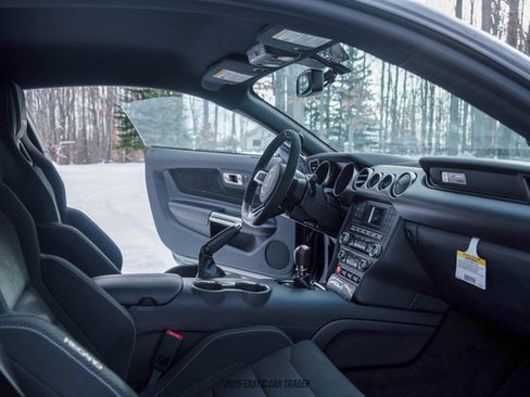 Used 2015 Ford Mustang Shelby GT350 image 45