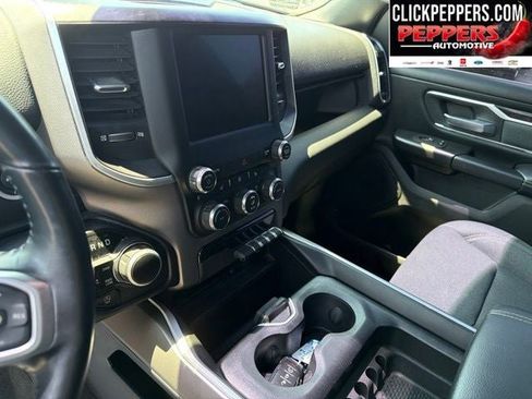 Used 2022 RAM 1500 Big Horn AWD/4WD image 9