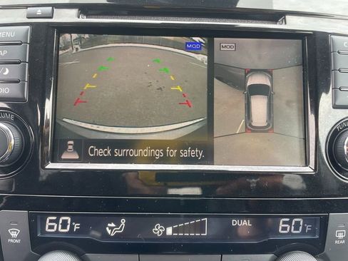 Used 2018 Nissan Rogue SL w/ Premium Package image 21