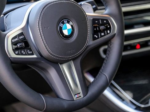 New 2026 BMW X5 xDrive40i w/ Executive Package image 11