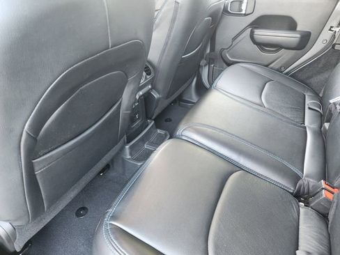 Used 2023 Jeep Wrangler Unlimited Rubicon 4xe w/ Steel Bumper Group image 30