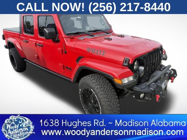 Used 2021 Jeep Gladiator Sport AWD/4WD image 3