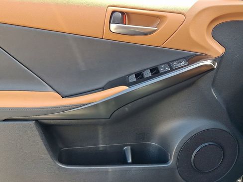 Used 2024 Lexus IS 300 F Sport image 13