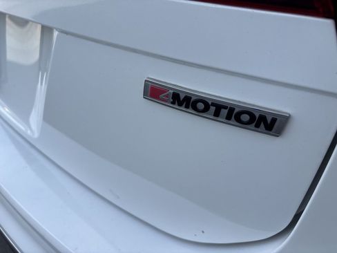 Used 2020 Volkswagen Tiguan SE AWD/4WD image 19