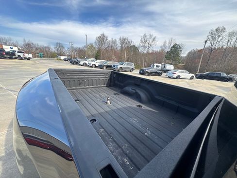 Used 2018 RAM 3500 Tradesman w/ Max Tow Package image 7