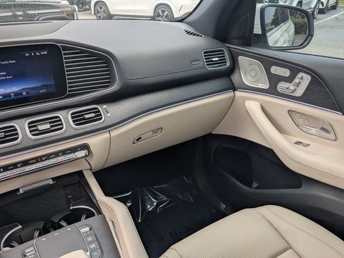 Certified 2024 Mercedes-Benz GLS 450 4MATIC image 4
