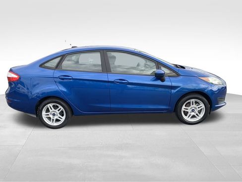 Used 2019 Ford Fiesta SE image 6