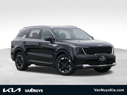 New 2026 Kia Sorento S FWD image 1