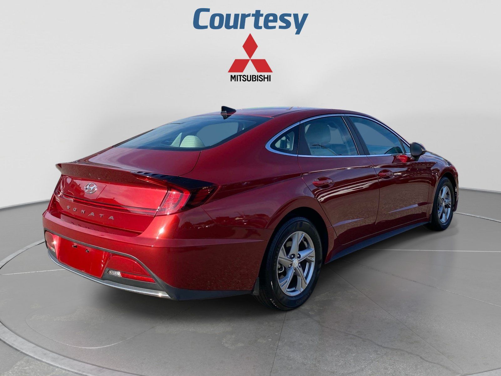 Used 2023 Hyundai Sonata SE FWD image 5