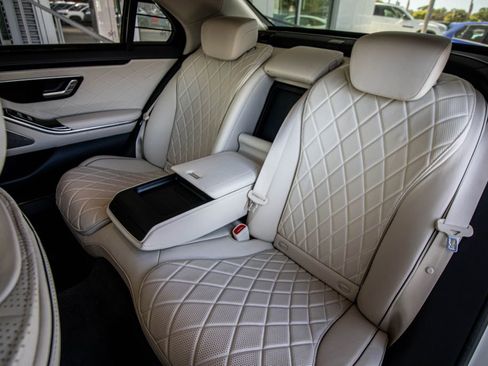 Used 2021 Mercedes-Benz S 580 4MATIC Sedan image 27