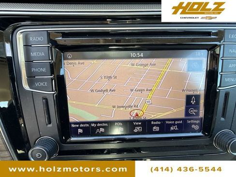 Used 2018 Volkswagen Passat 2.0T SE image 14