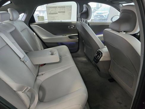 New 2025 Hyundai Ioniq 6 SEL image 40