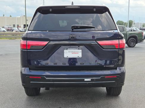 Used 2026 Toyota Sequoia Platinum AWD/4WD image 15