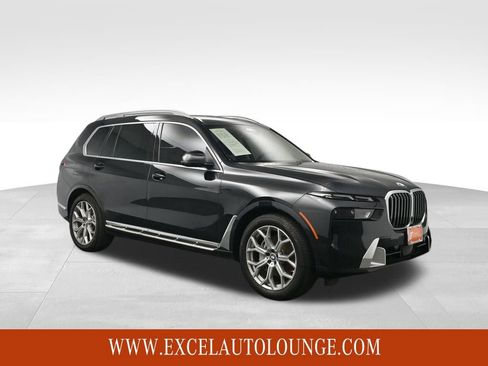 Used 2023 BMW X7 xDrive40i w/ Premium Package image 8