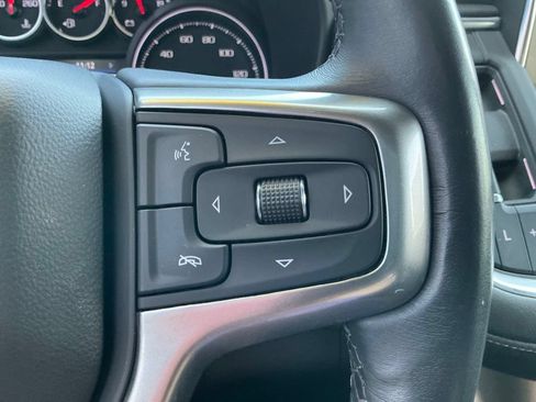 Used 2021 Chevrolet Suburban LT w/ LT Signature Package RWD image 30