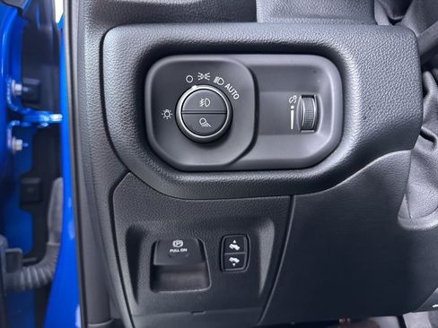 Used 2021 RAM 1500 Big Horn AWD/4WD image 28