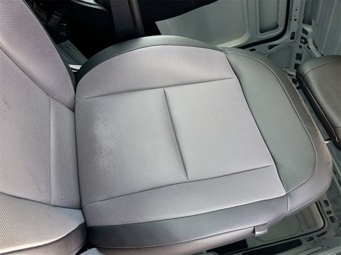 Used 2025 RAM ProMaster 3500 w/ Convenience Group image 18