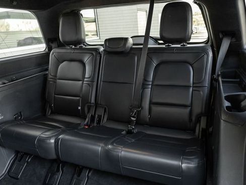 Used 2024 Lincoln Navigator Reserve AWD/4WD image 14