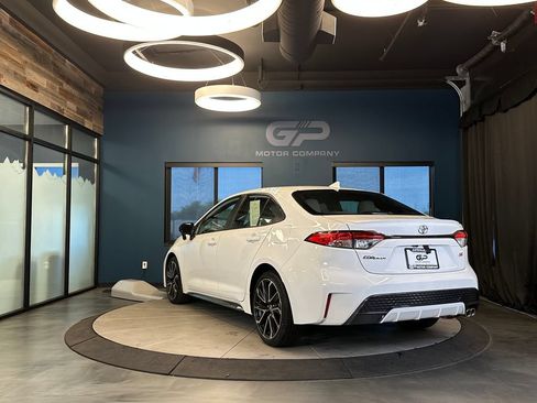 Used 2020 Toyota Corolla SE FWD image 5