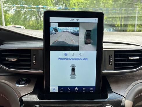 Used 2021 Ford Explorer Platinum AWD/4WD image 17
