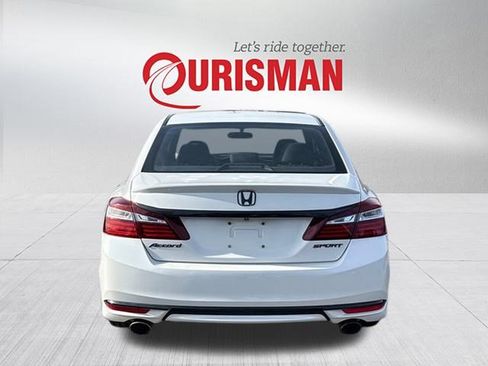 Used 2017 Honda Accord Sport image 3