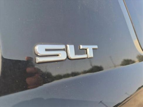 Used 2020 GMC Yukon XL SLT w/ Open Road Package AWD/4WD image 11