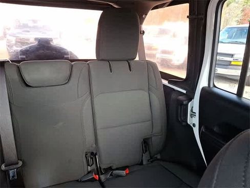 Used 2020 Jeep Wrangler Unlimited Sport image 15