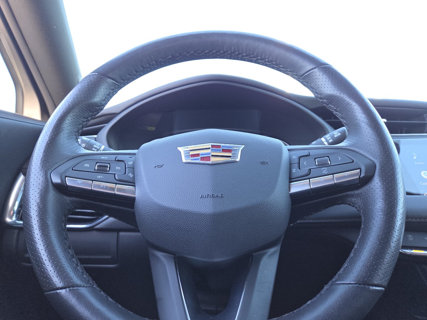Used 2023 Cadillac XT4 Sport AWD/4WD image 27