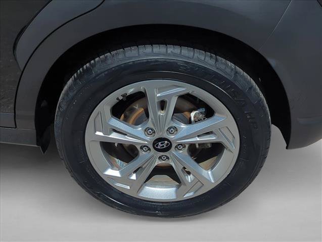 Used 2023 Hyundai Kona SEL w/ Convenience Package AWD/4WD image 9