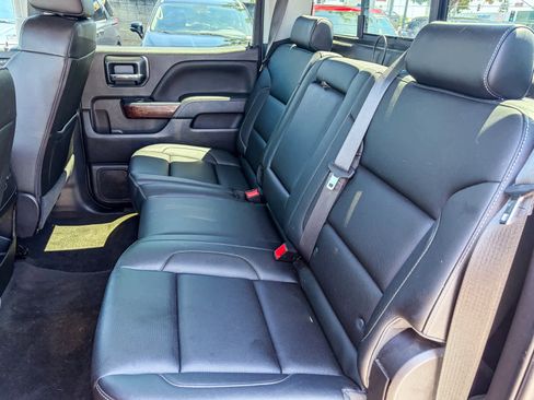 Used 2018 GMC Sierra 1500 SLT AWD/4WD image 18
