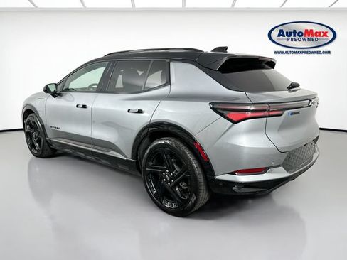 Used 2024 Chevrolet Equinox EV RS FWD image 5