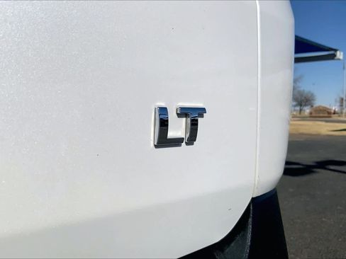 Used 2020 Chevrolet Traverse LT w/ LT Premium Package image 10